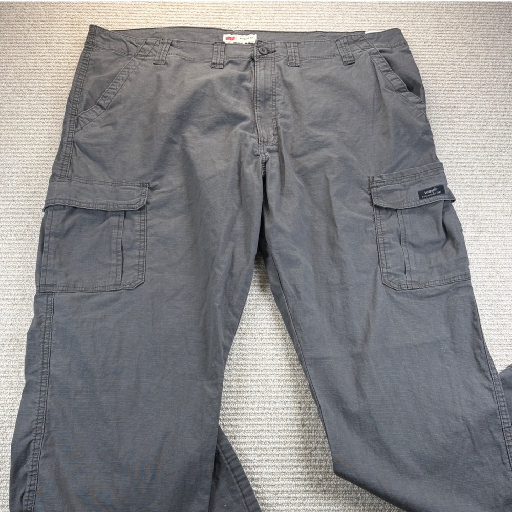 Wrangler Cargo Pants Mens‎ 44x32 Gray Relaxed Fit Utility Gorpcore Workwear - Picture 4 of 11